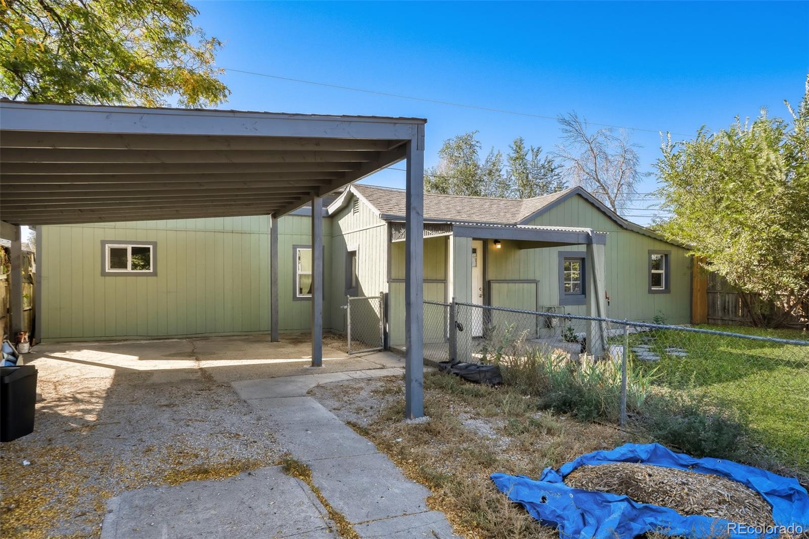 3464 W Alaska Place