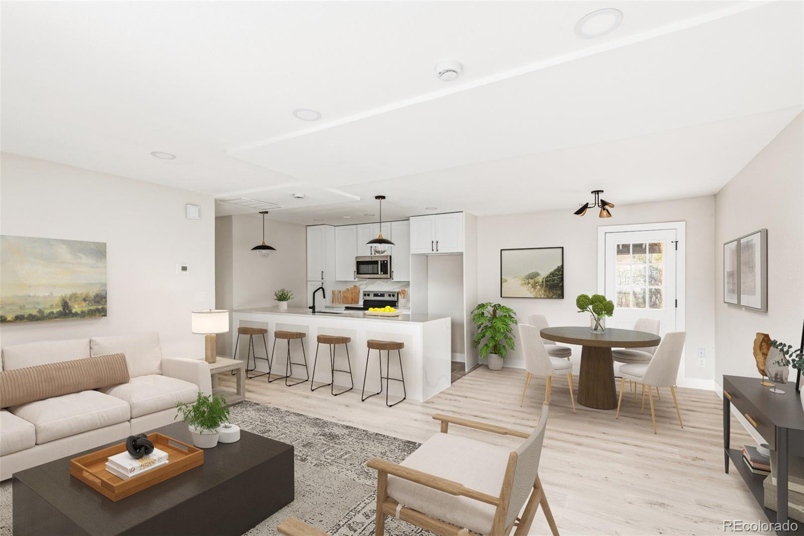 3051 S Fairfax Street