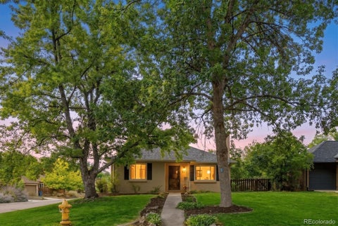 Photo of 746 Ivanhoe Street, Denver, CO 80220 (MLS # 9627877)