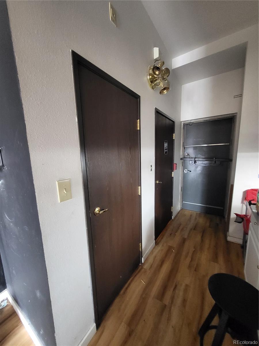 1921 Wadsworth Boulevard