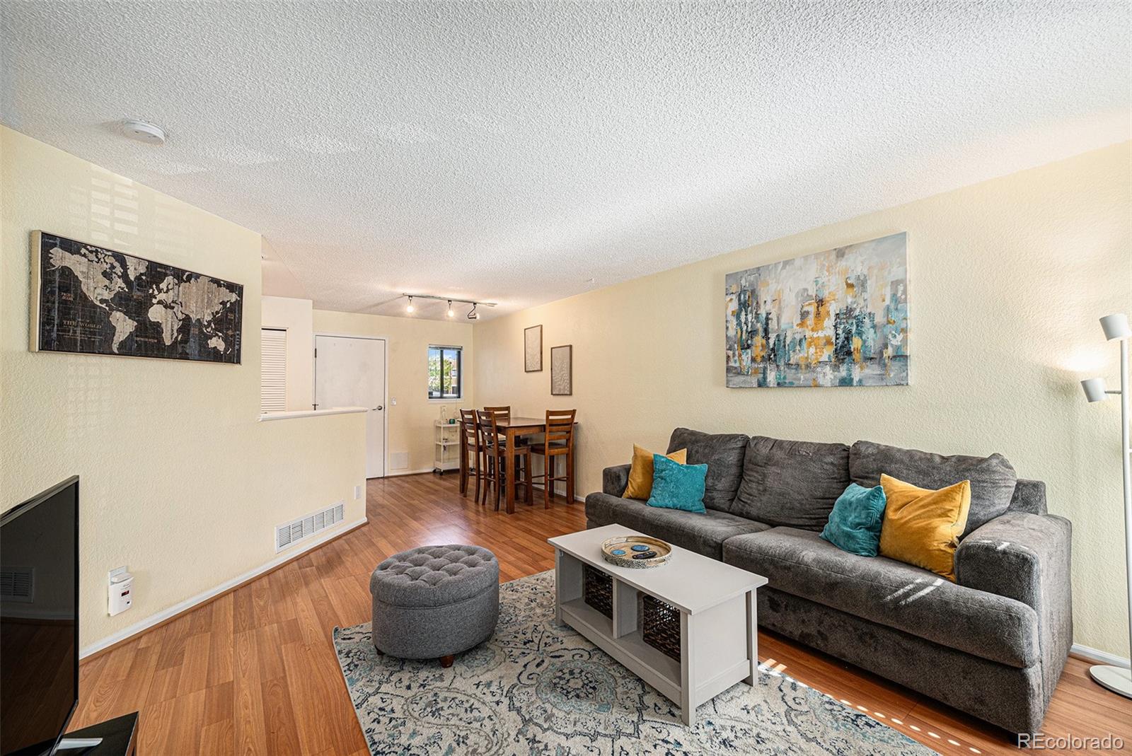 2 Acoma Street 11