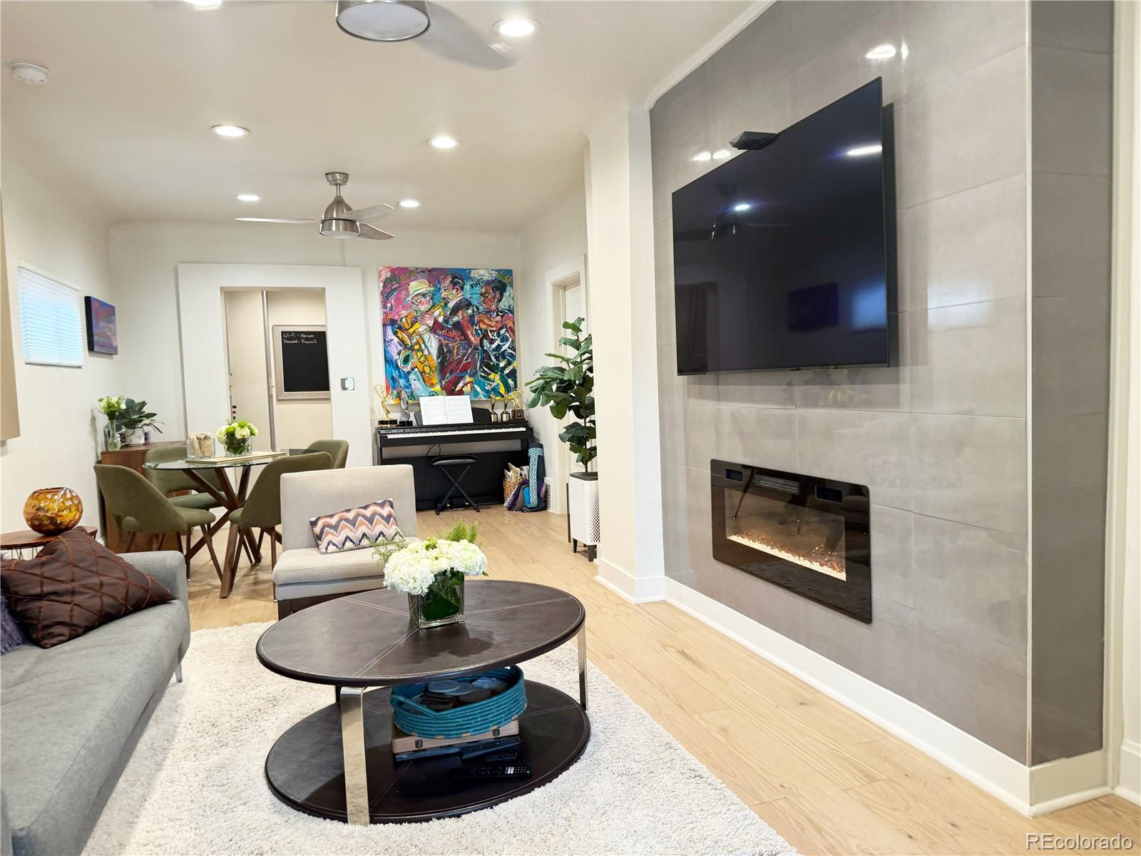 1531 E Alameda Avenue