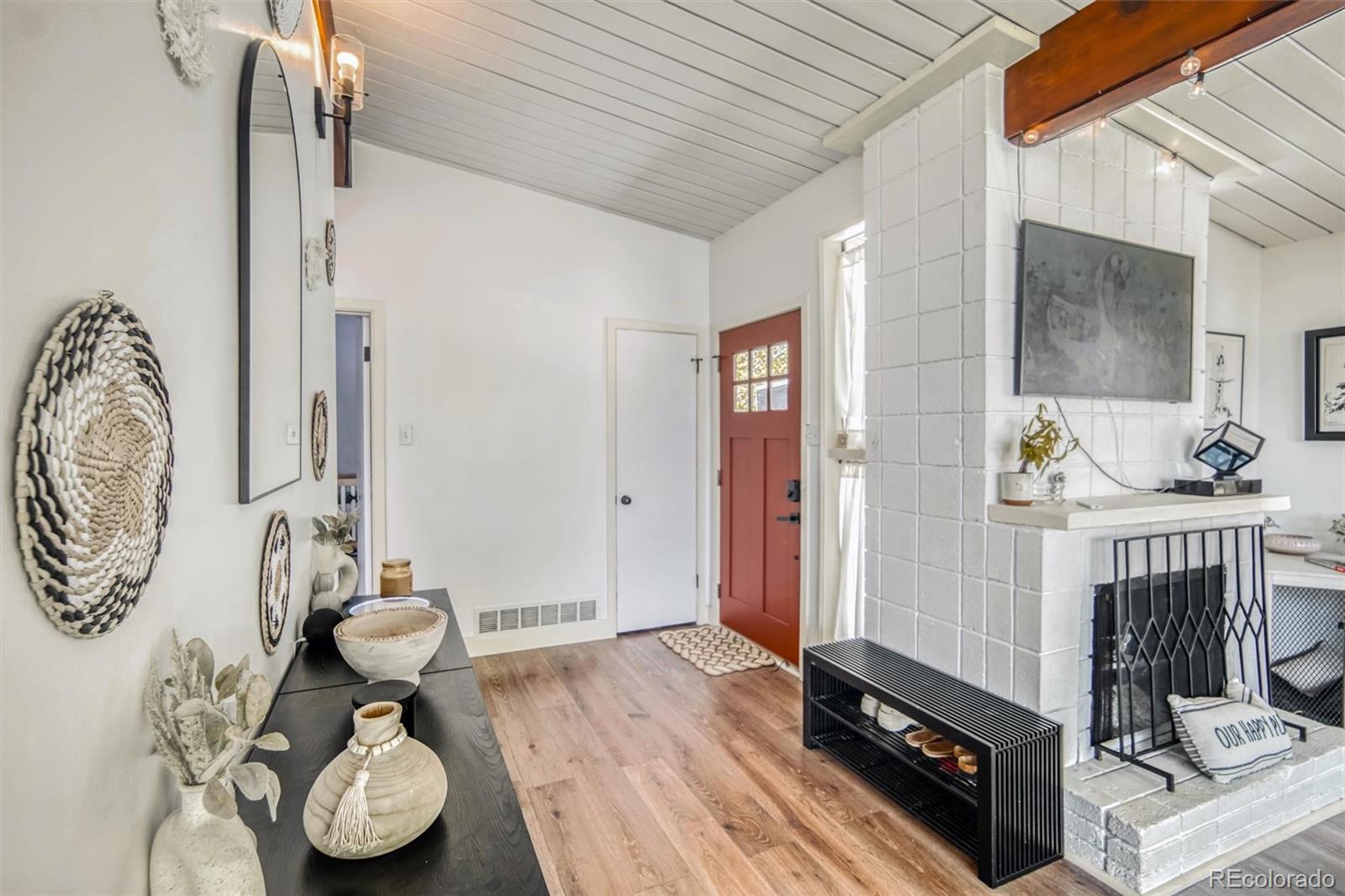 450 Yukon Street, Lakewood, CO, 80226 1 450 Yukon Street