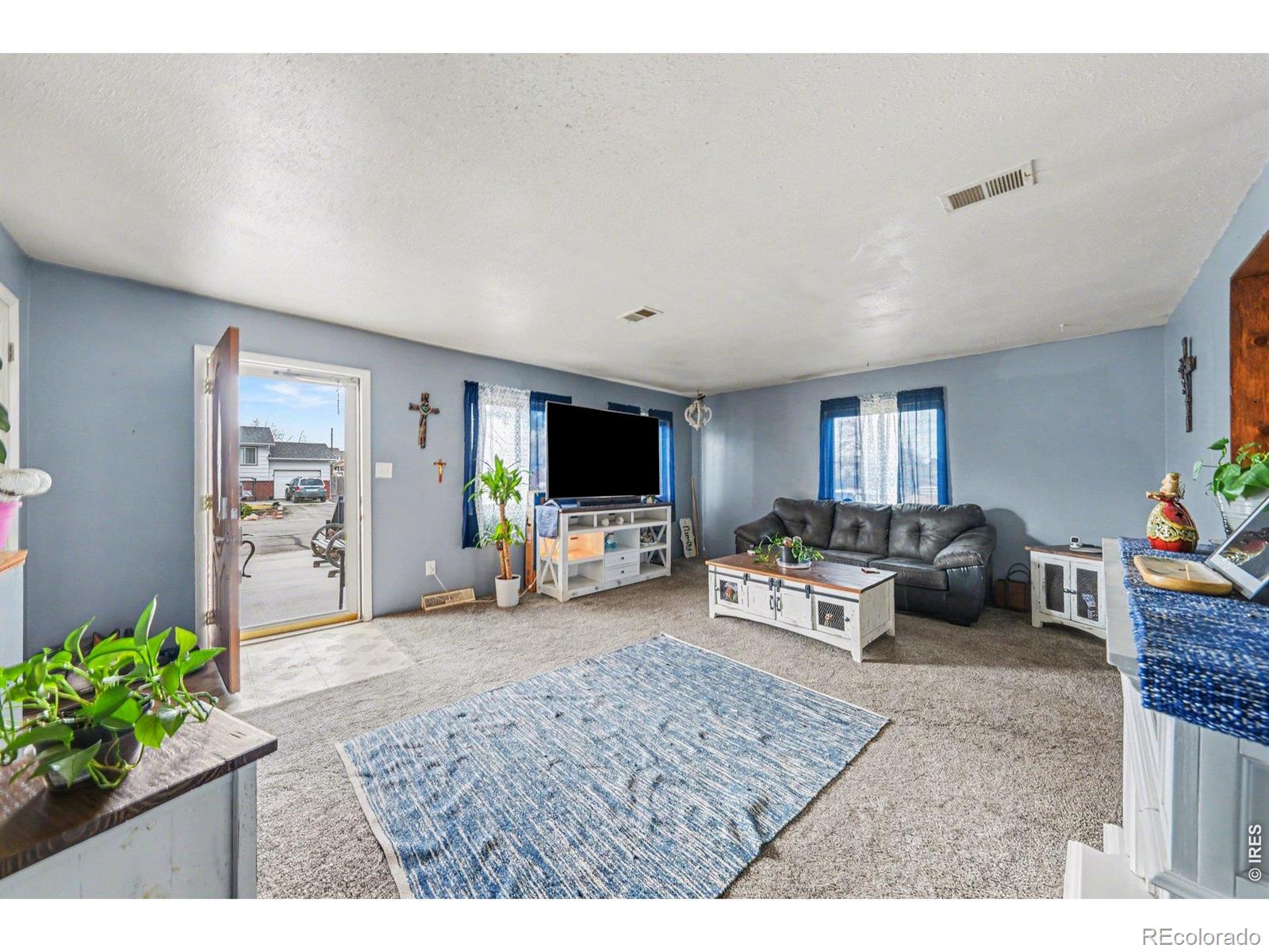 902 4th Street
