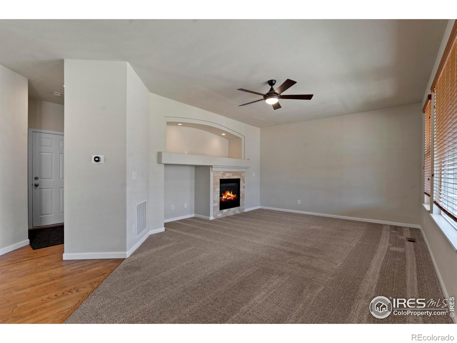 2744 Aylesbury Way