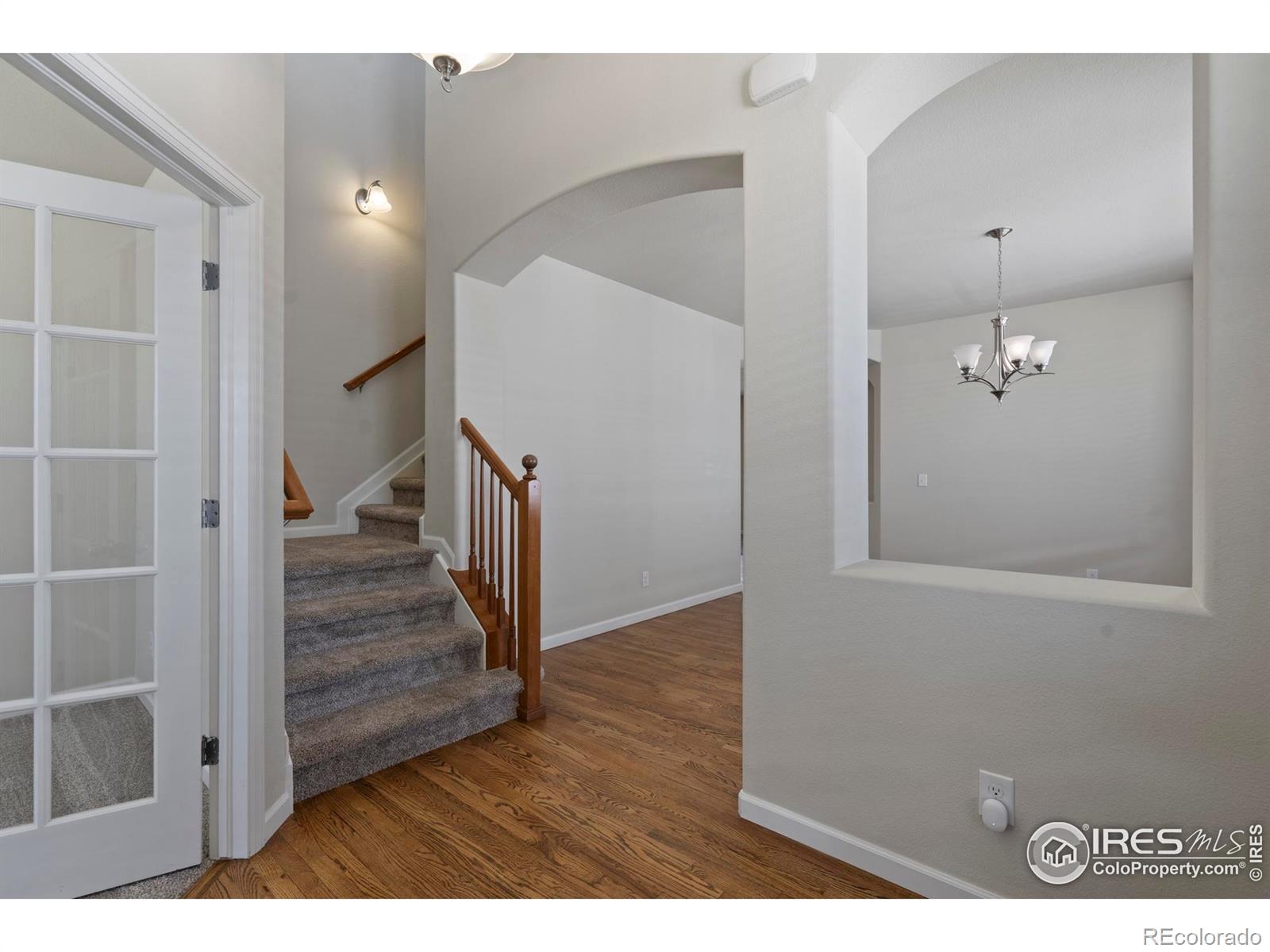 2744 Aylesbury Way