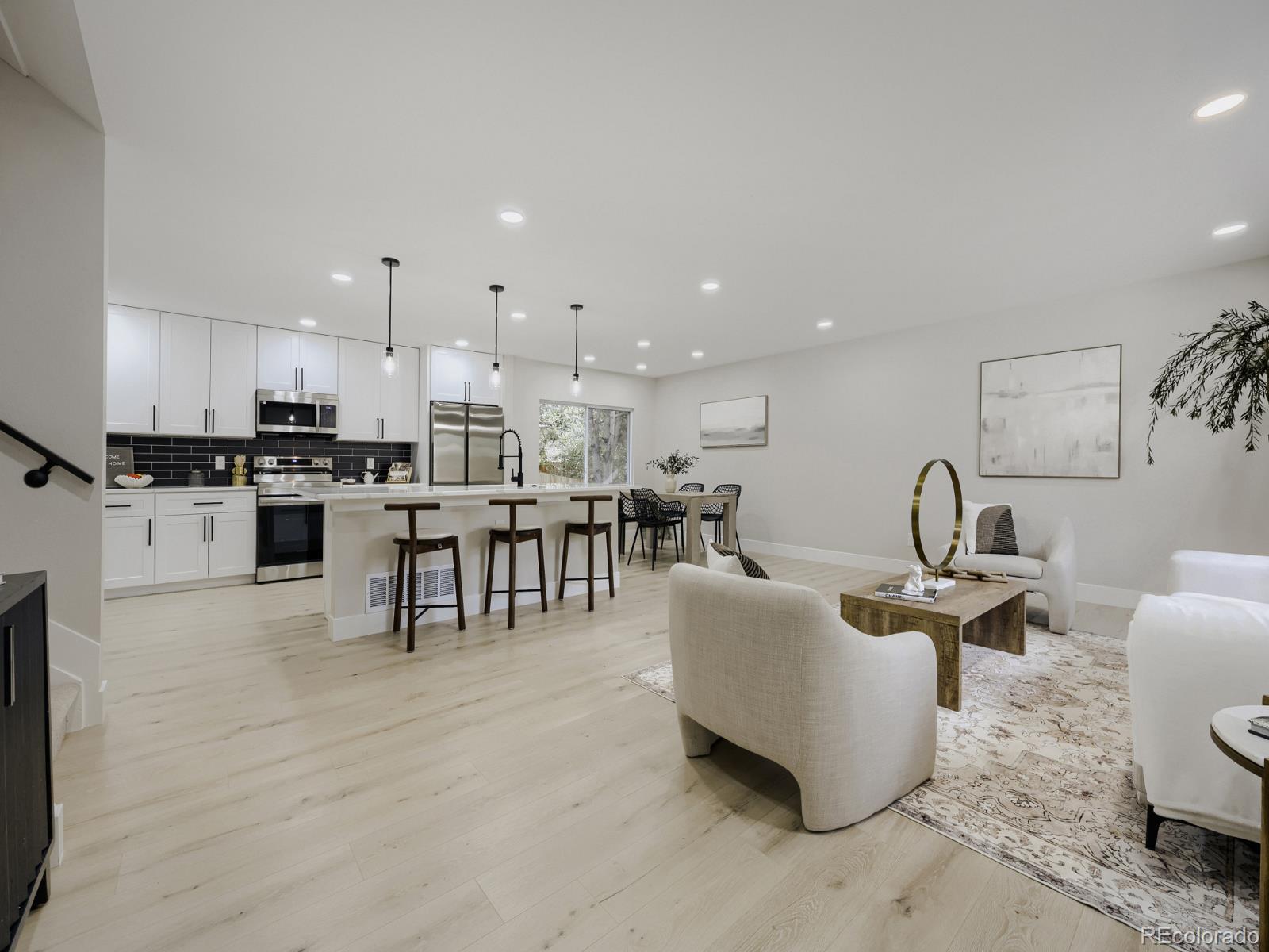 7555 S Madison Circle