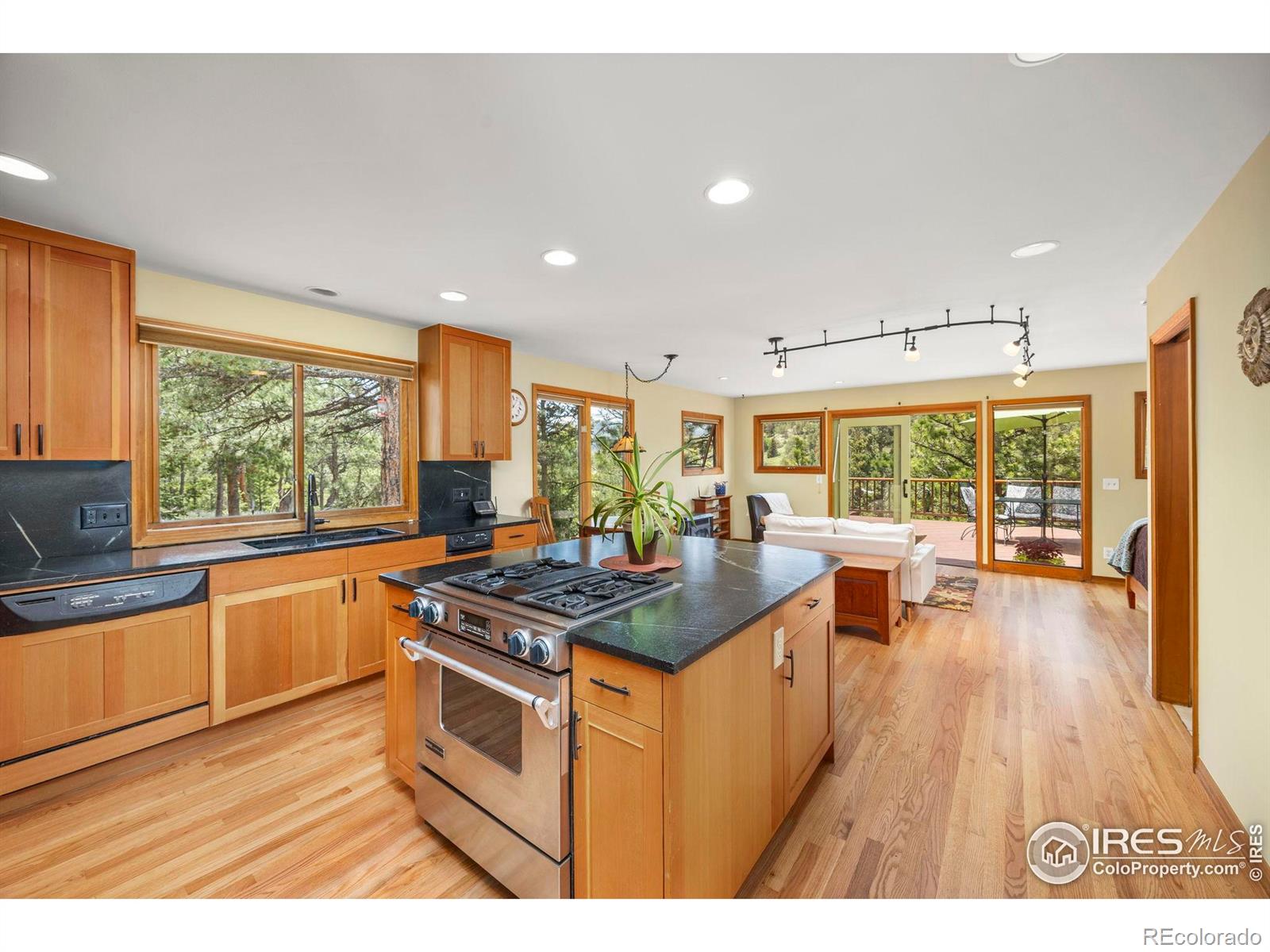 474 Hummer Drive
