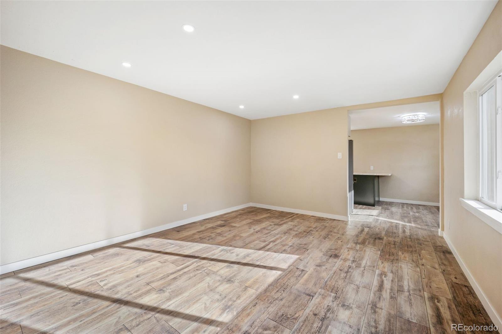 1721 Eppinger Boulevard