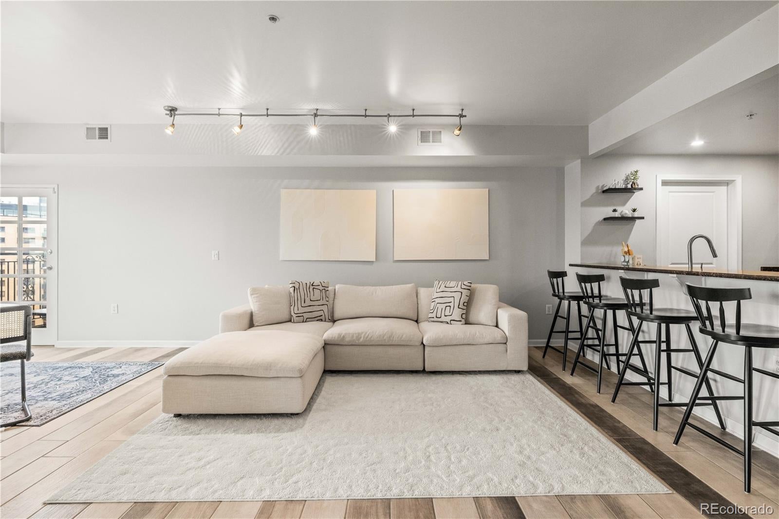 975 N Lincoln Street Unit 11H, Denver, CO 80203 — MLS #8395334 — photo 14 of 37