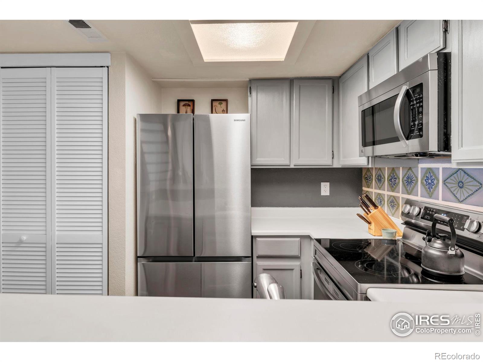 5914 Gunbarrel Avenue F