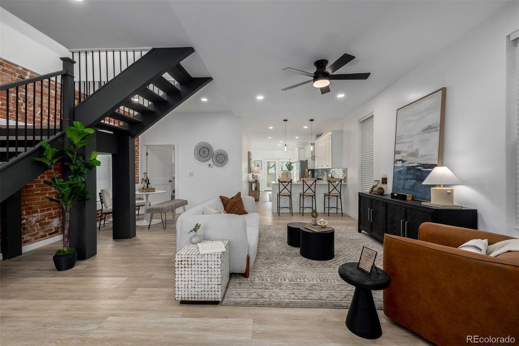 Photo of 555 S Logan Street, Denver, CO 80209 (MLS # 5159860)