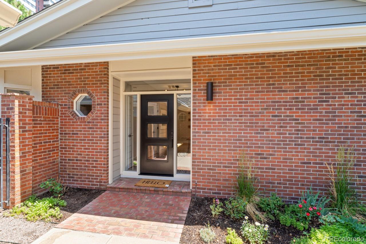 2552 E Alameda Avenue 92