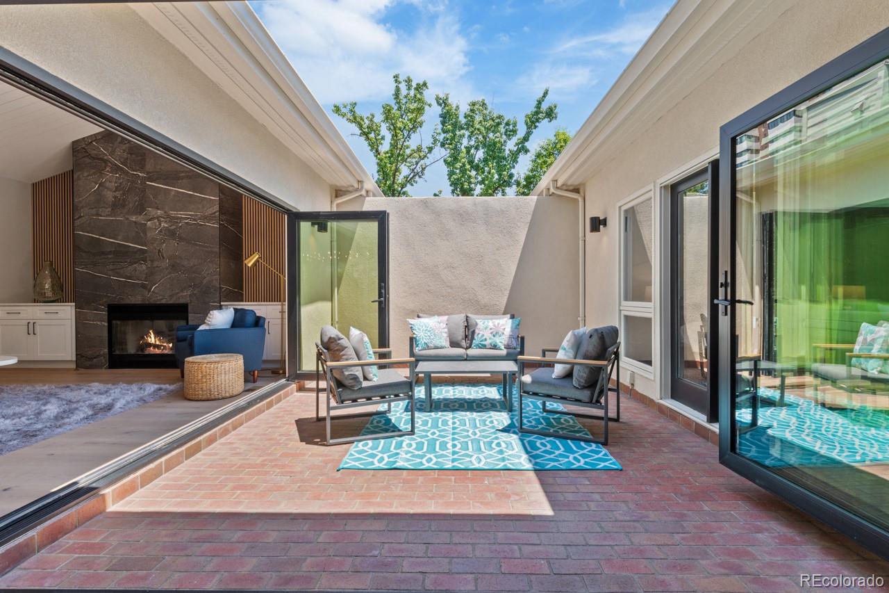 2552 E Alameda Avenue 92