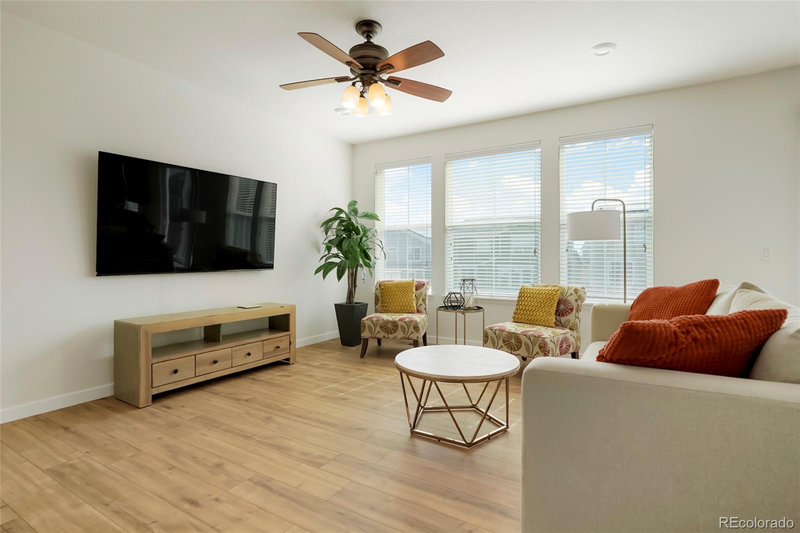 15062 Chicago Street