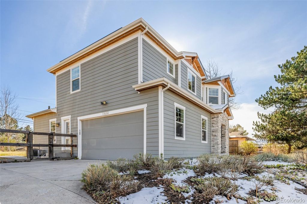 Photo of 11650 W 20th Avenue, Lakewood, CO 80215 (MLS # 4959370)
