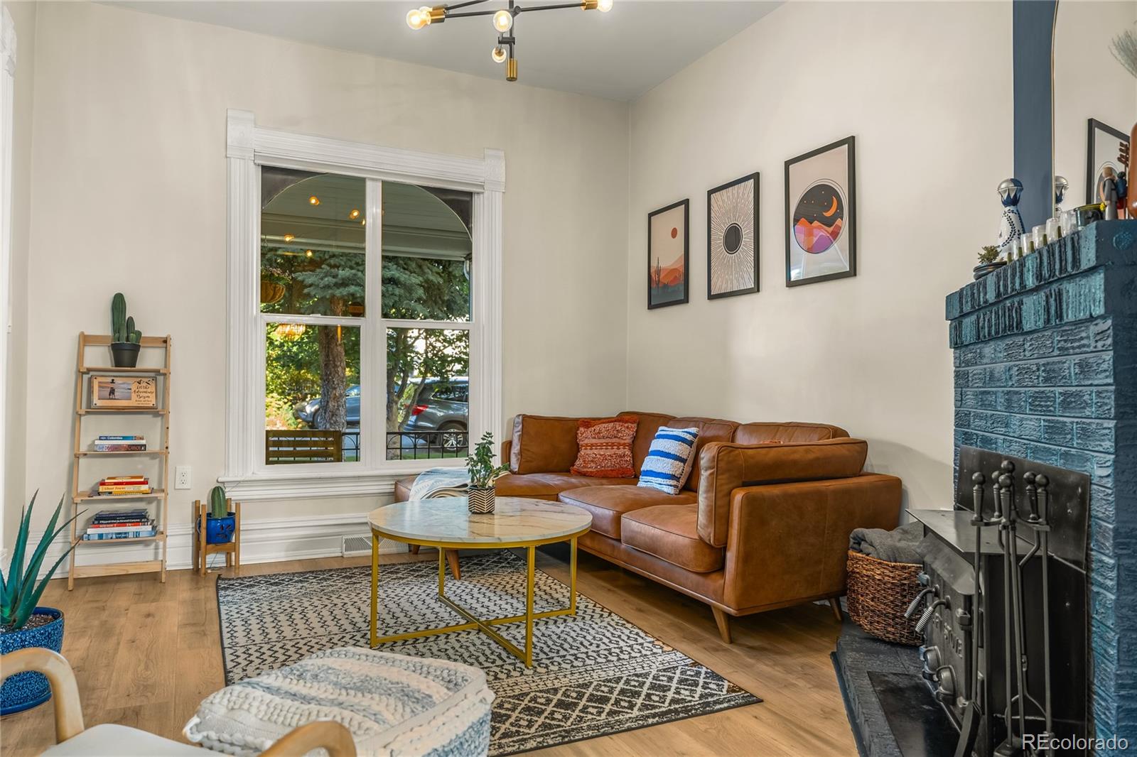 2435 N Gilpin Street