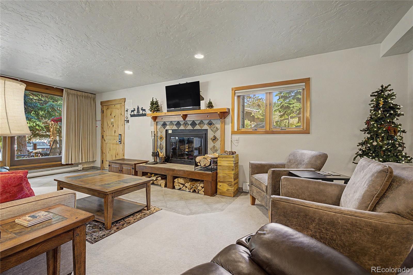 22300 US Highway 6 1725