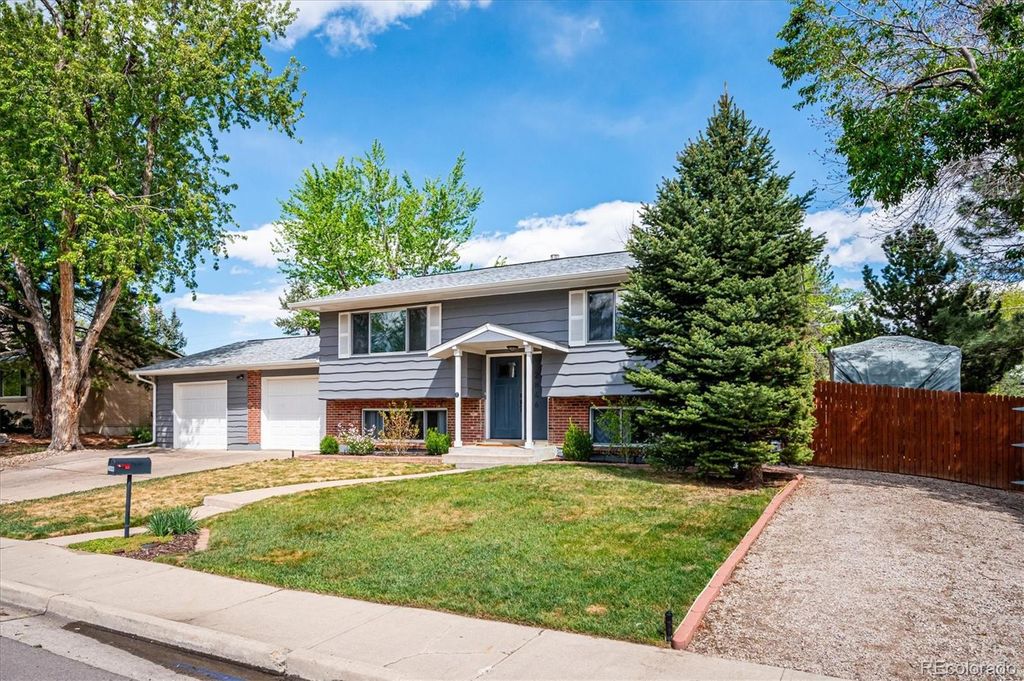 Photo of 2846 S Quay Way, Denver, CO 80227 (MLS # 7228661)