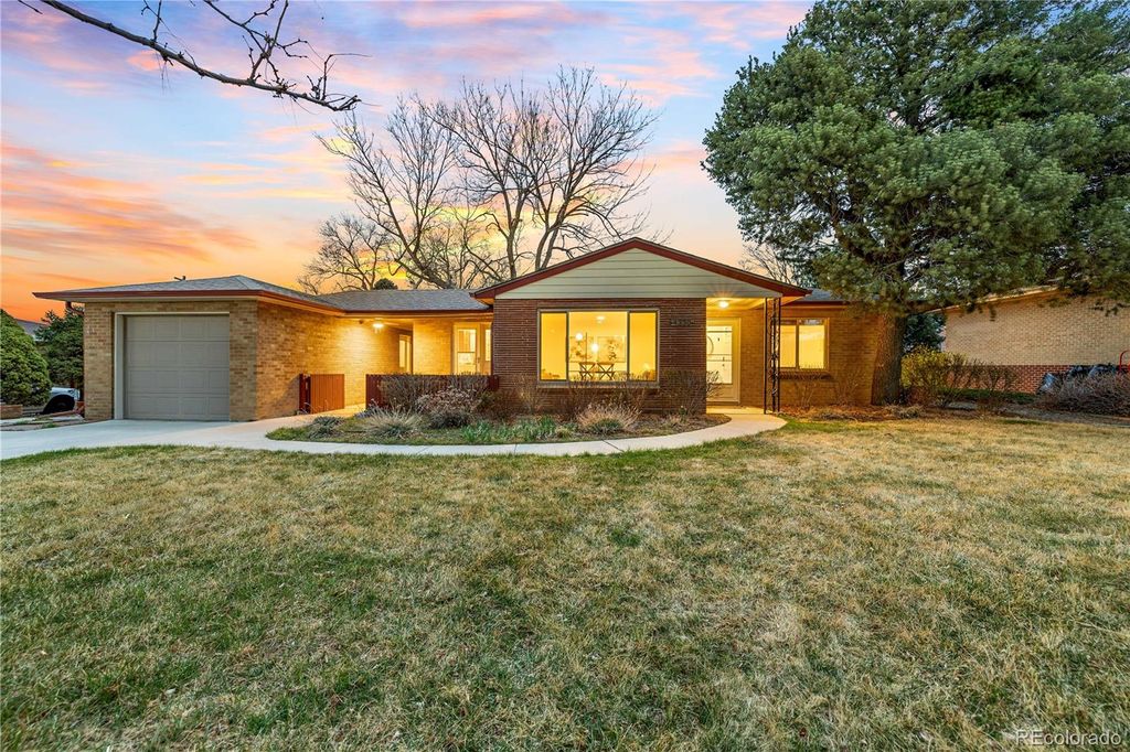 Photo of 4330 Upham Street, Wheat Ridge, CO 80033 (MLS # 5545840)