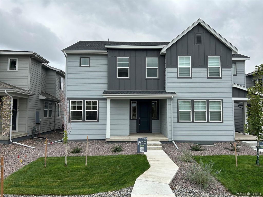 Photo of 1423 Great Western Drive, Longmont, CO 80501 (MLS # 8917951)