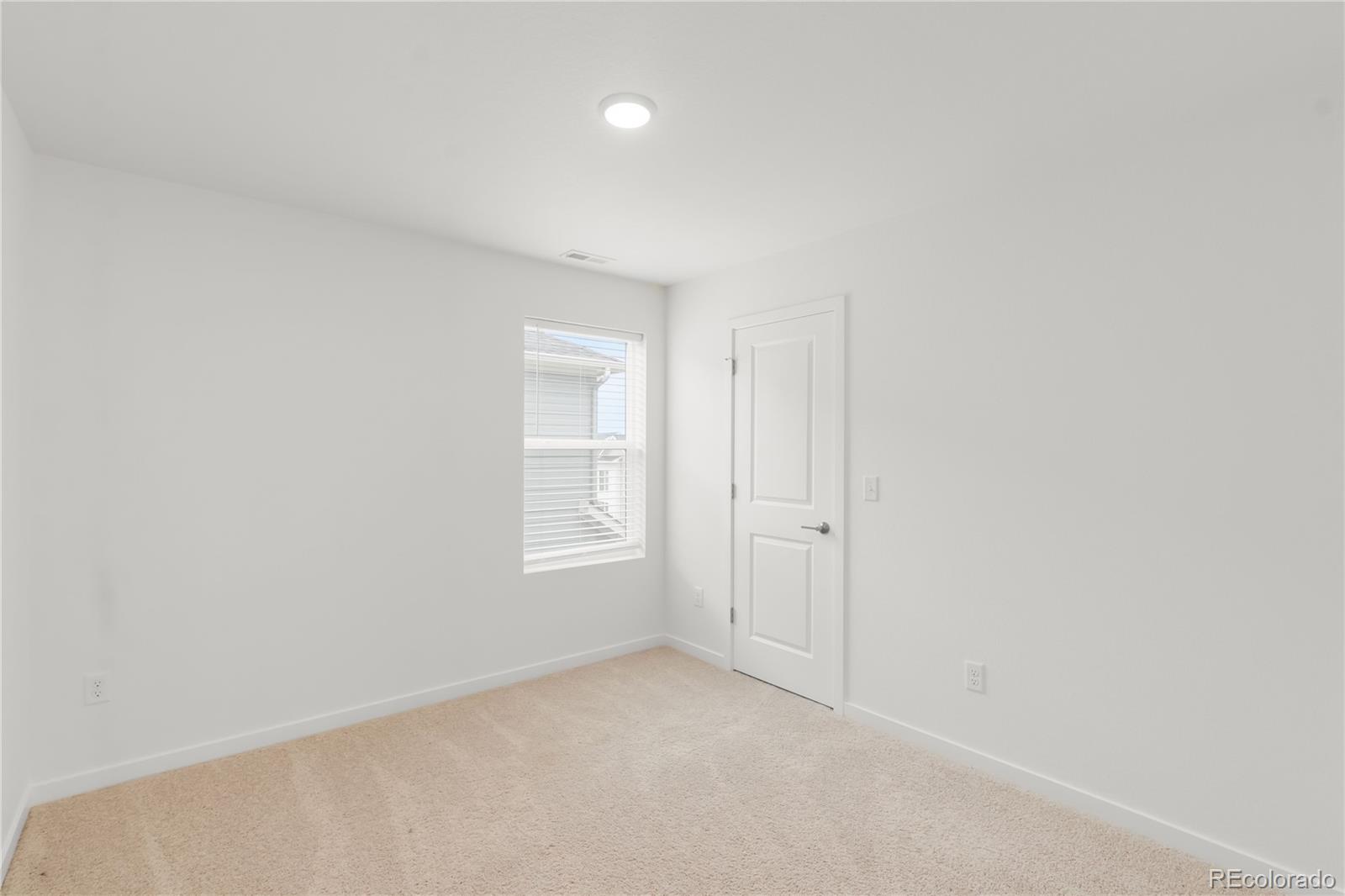 6325 Laud Point