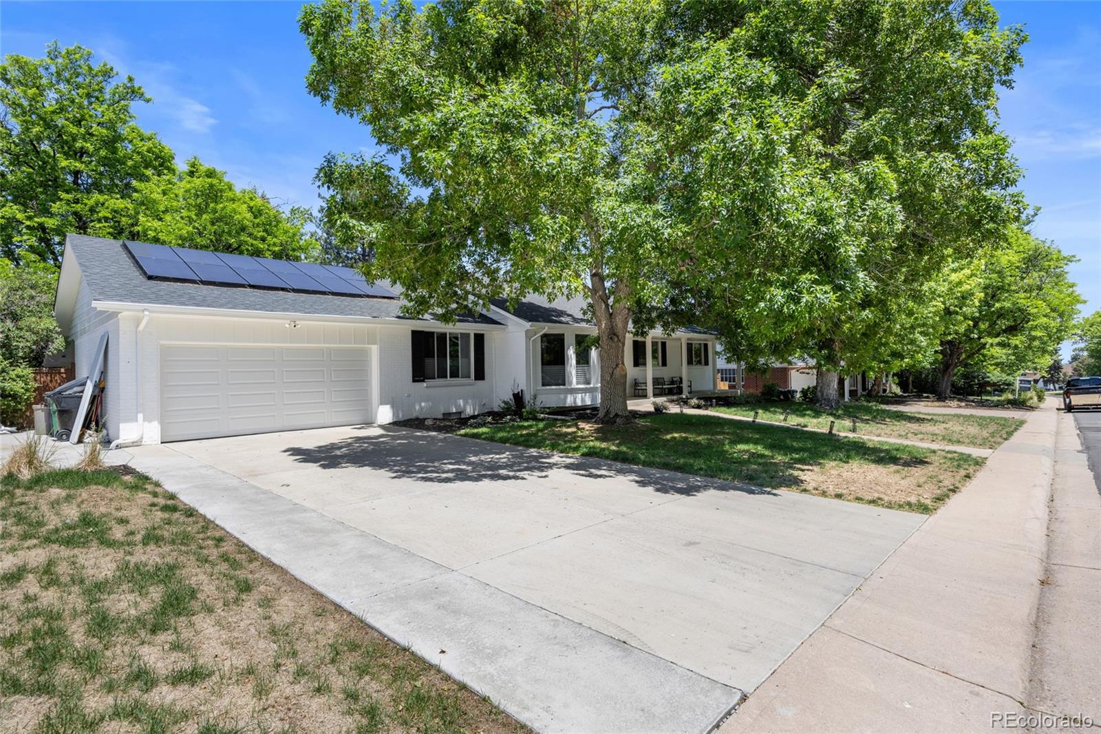 3941 S Hillcrest Drive