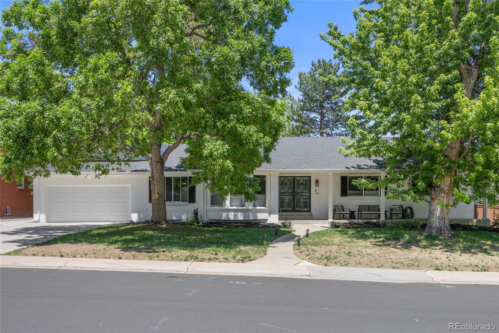 3941 S Hillcrest Drive