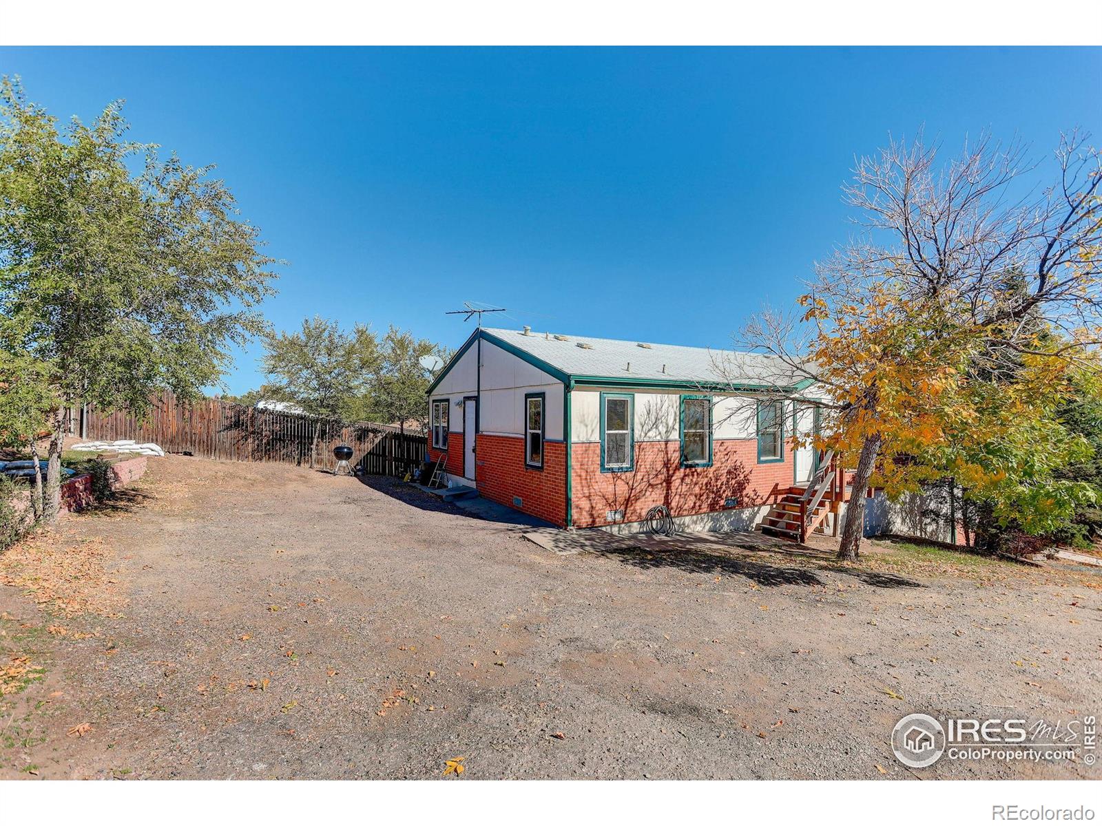 3245 S Bryant Street