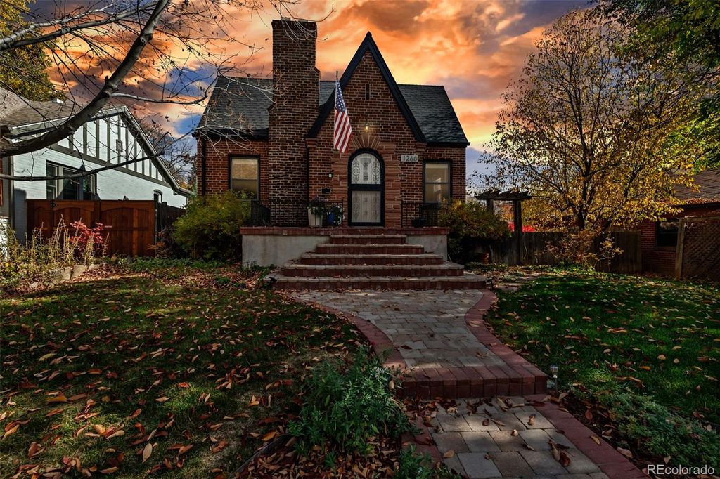 Photo of 1260 Dahlia Street, Denver, CO 80220 (MLS # 8314889)