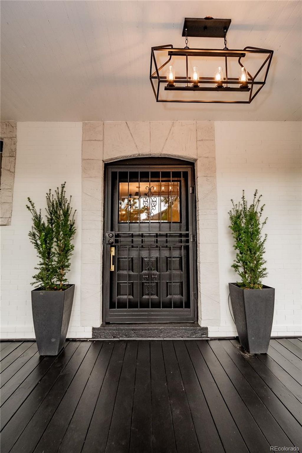 Photo of 114 E 2nd Avenue, Denver, CO 80203 (MLS # 5482046)