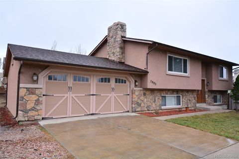 Single Family Residence in Colorado Springs CO 2885 Vickers Drive 1.jpg