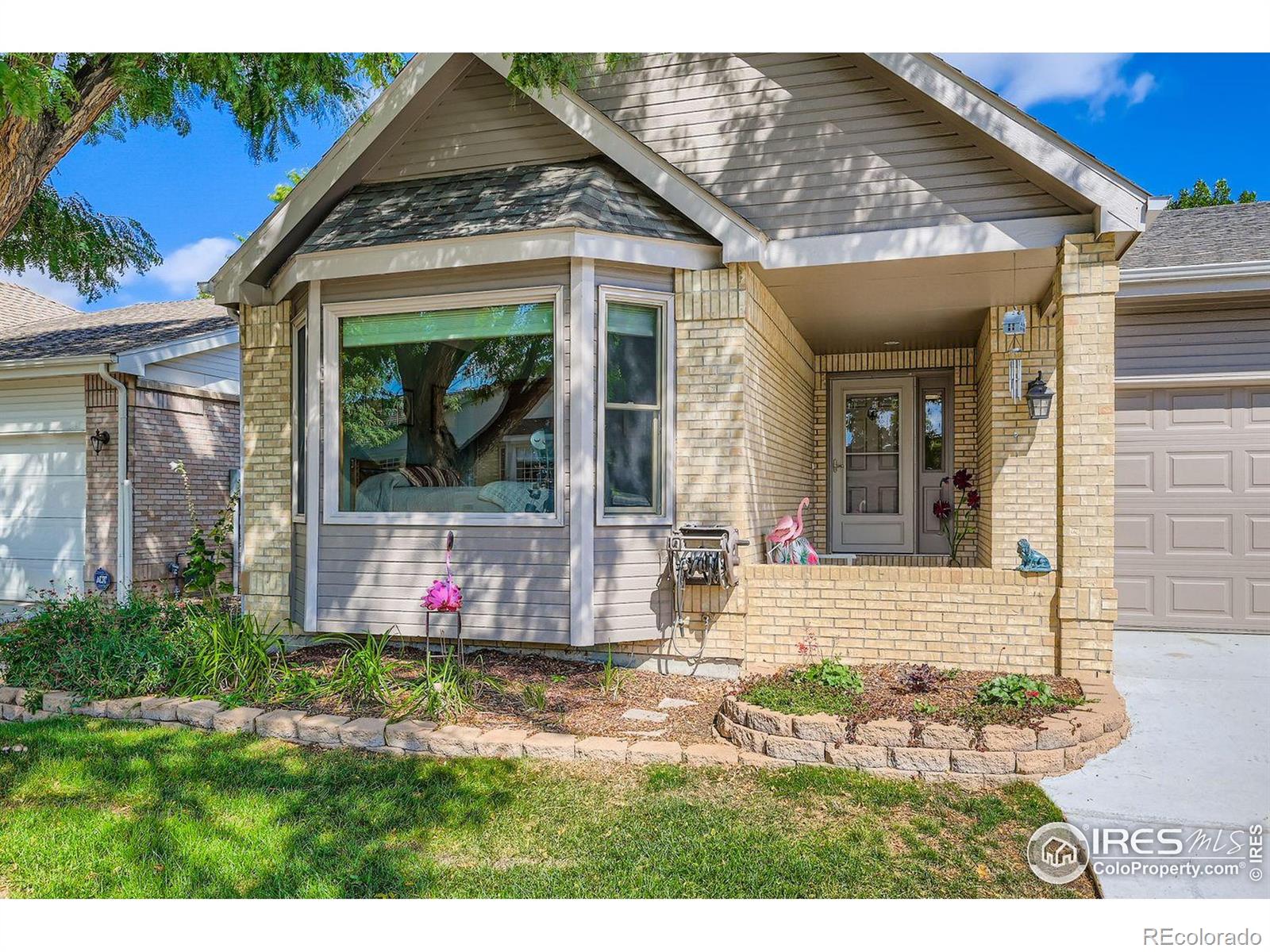 4861 W 92nd Place
