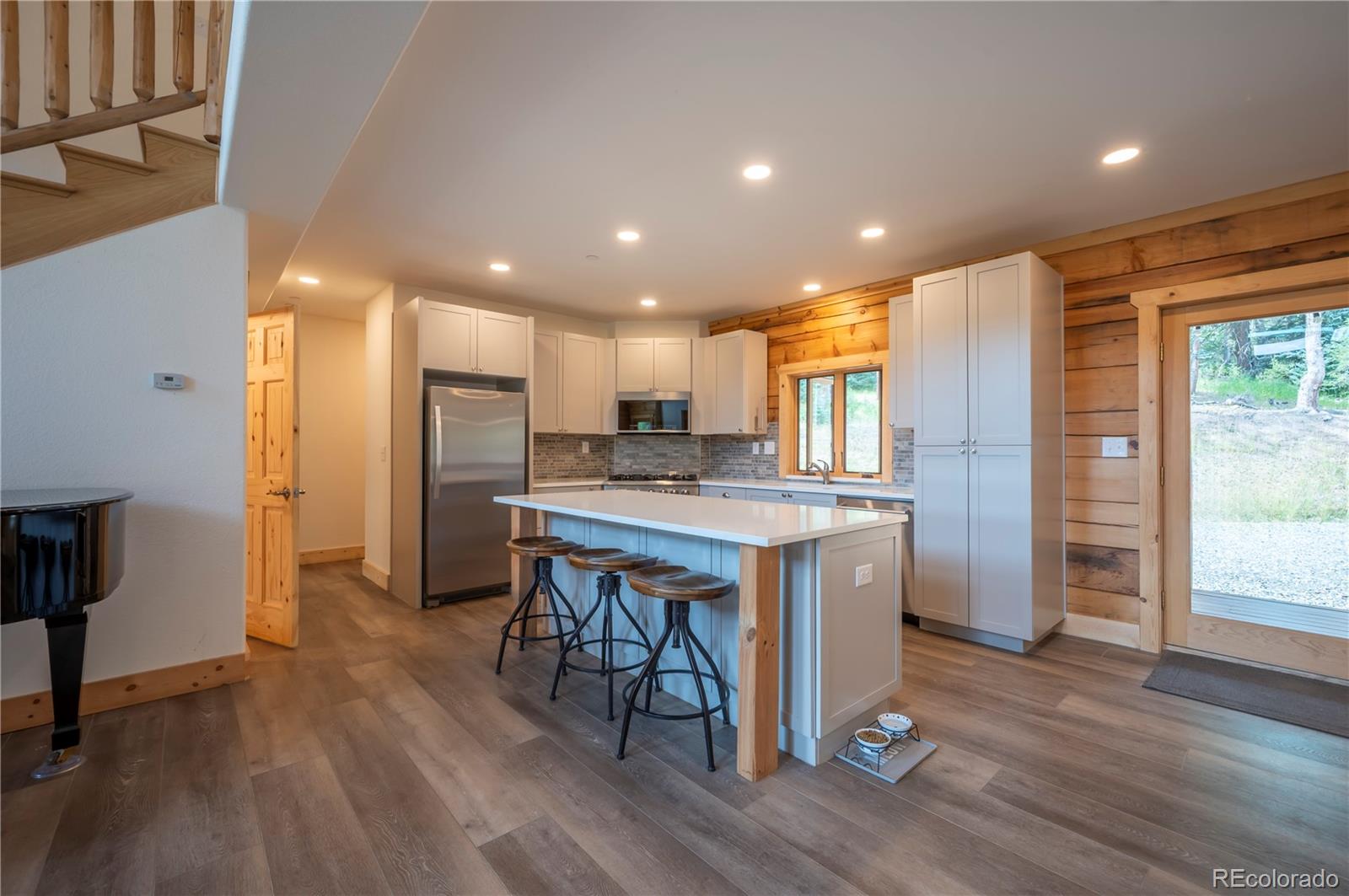 7579 Whispering Brook Trail