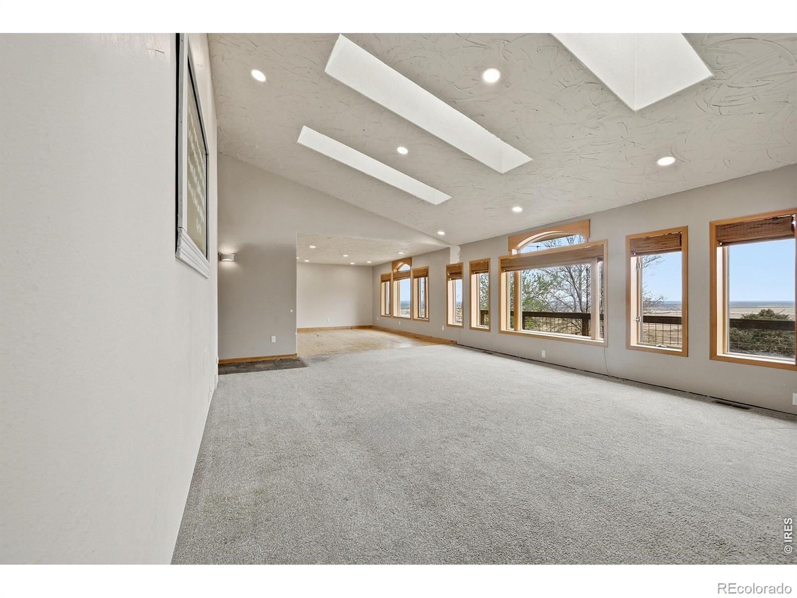 6095 Hidden Springs Road