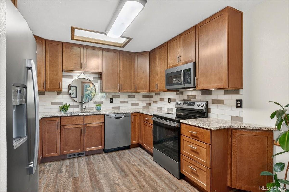 653 Brentwood Street