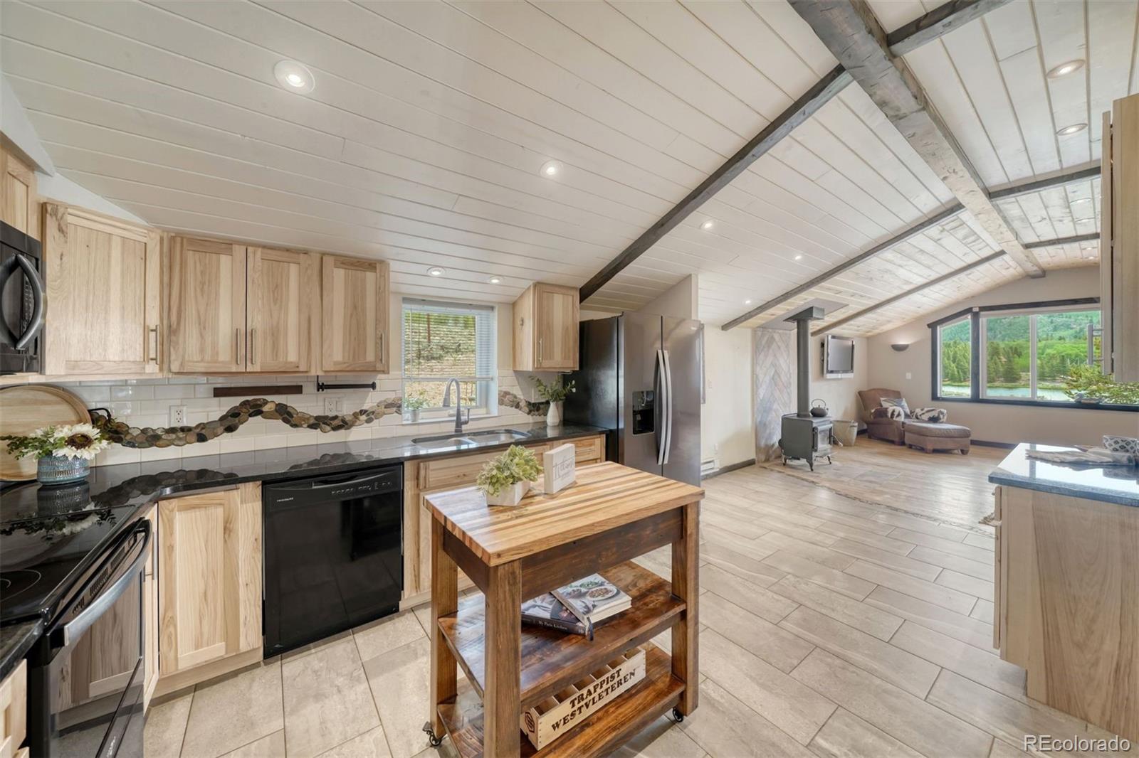 143 Elk Road