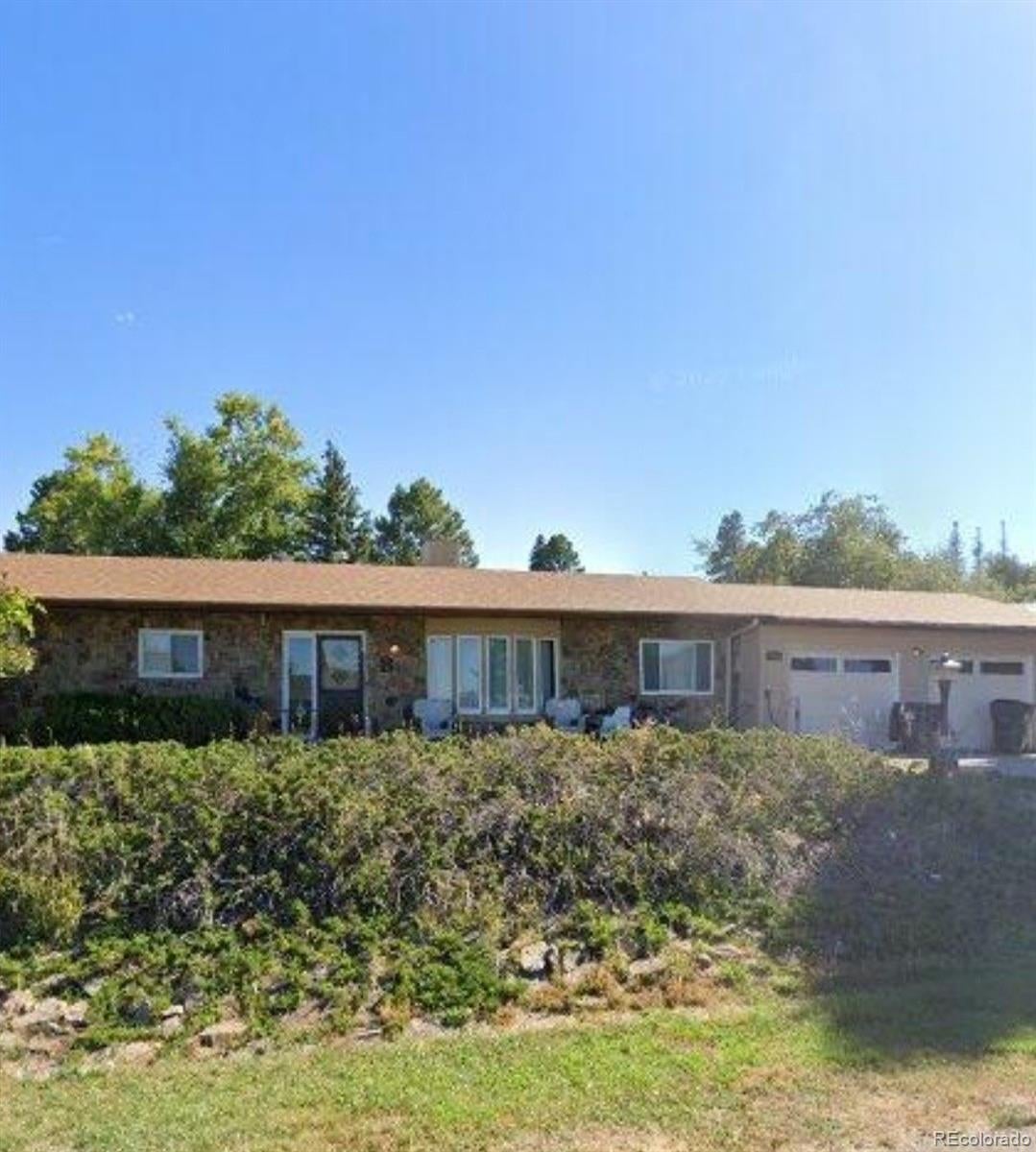 5844 Lakeview Circle