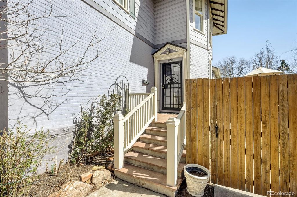 Photo of 920 Olive Street, Denver, CO 80220 (MLS # 5242712)