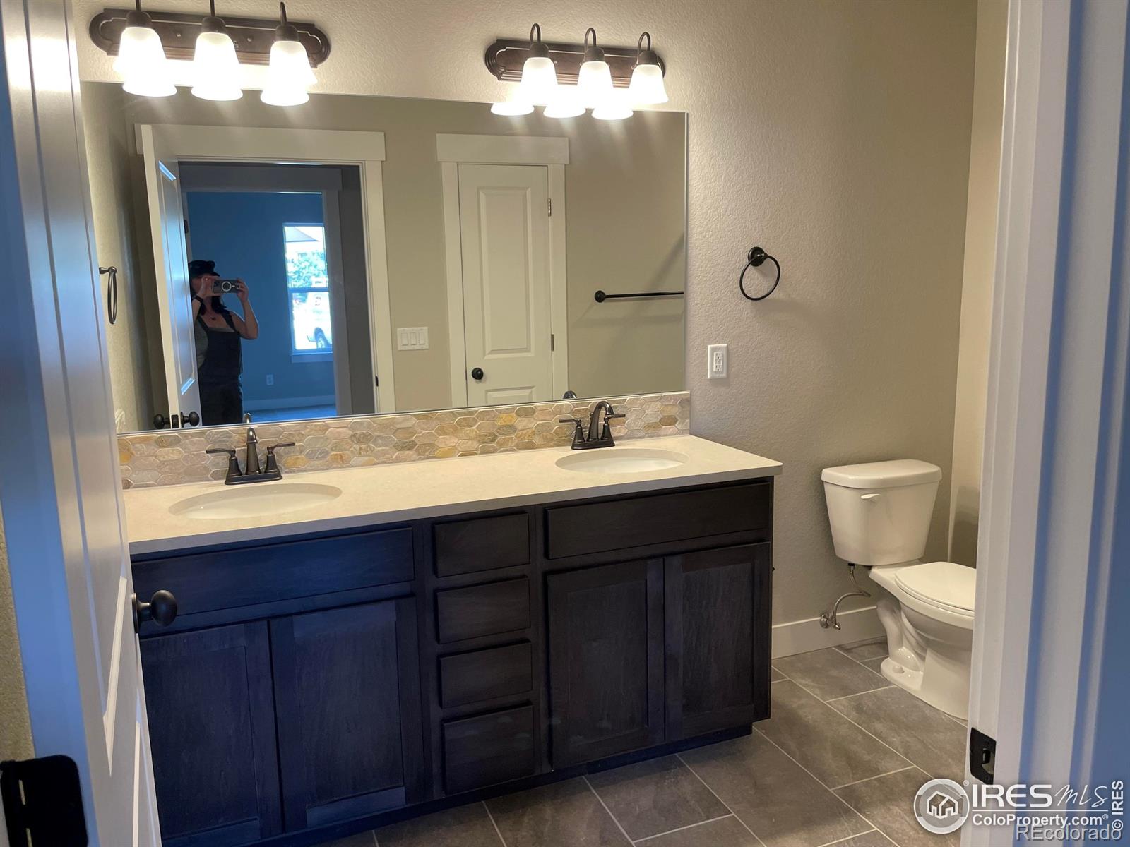 4622 Hahns Peak Drive 103
