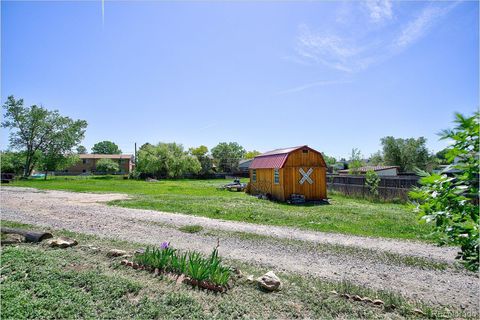 Single Family Residence in Arvada CO 5870 Nelson Court 3.jpg