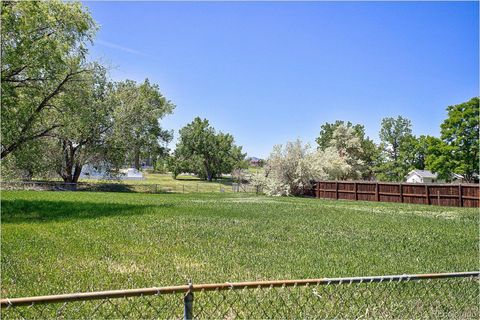 Single Family Residence in Arvada CO 5870 Nelson Court 16.jpg