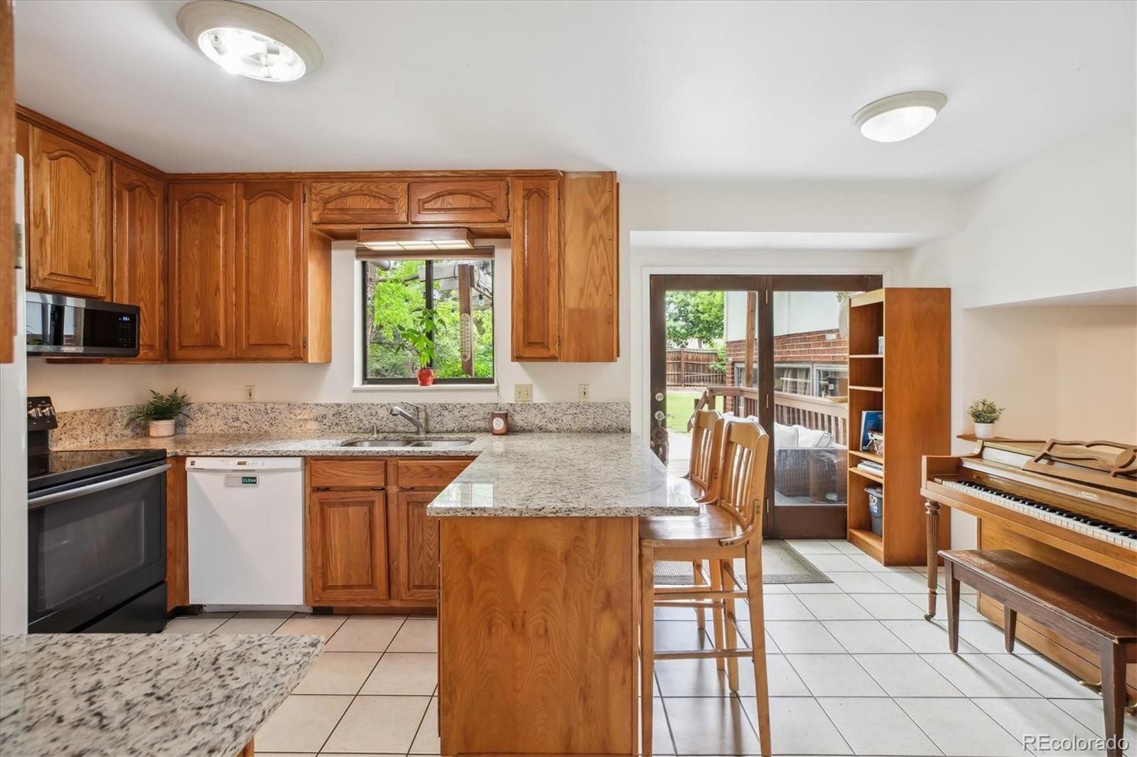 5987 W Ken Caryl Place