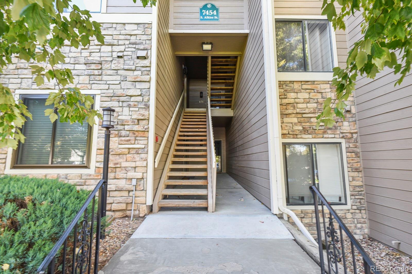7454 S Alkire Street 301