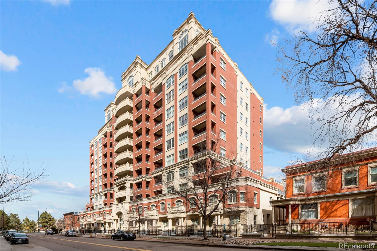 1950 N Logan Street 1107
