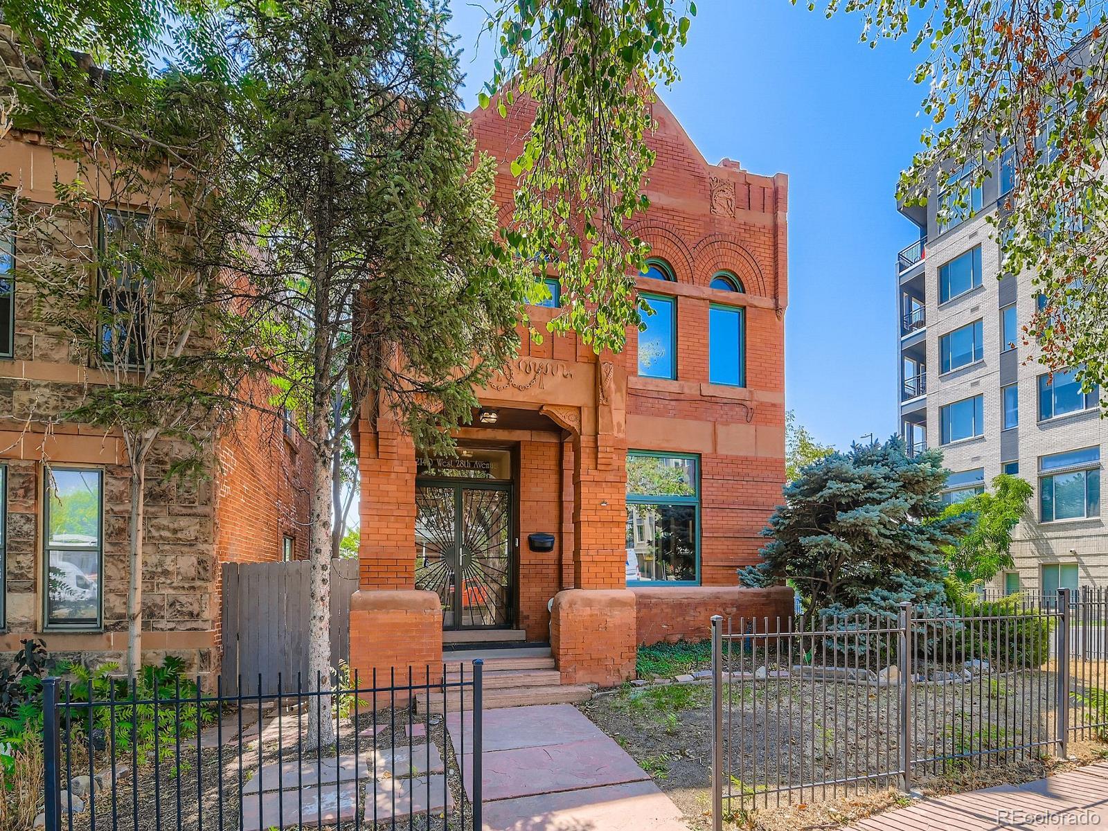 2140 W 28th Avenue