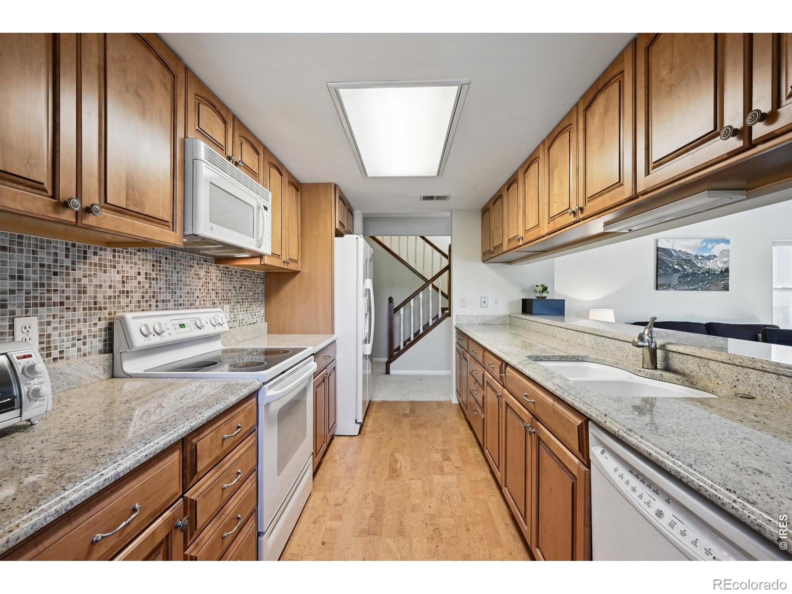 4475 Laguna Place 201