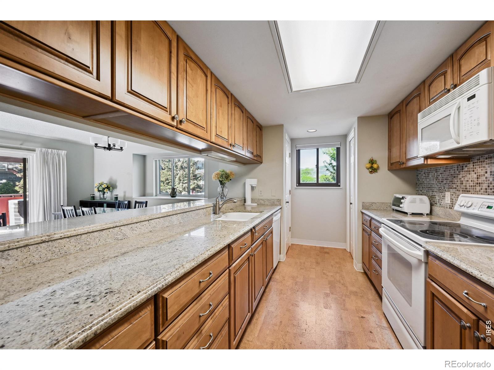 4475 Laguna Place 201