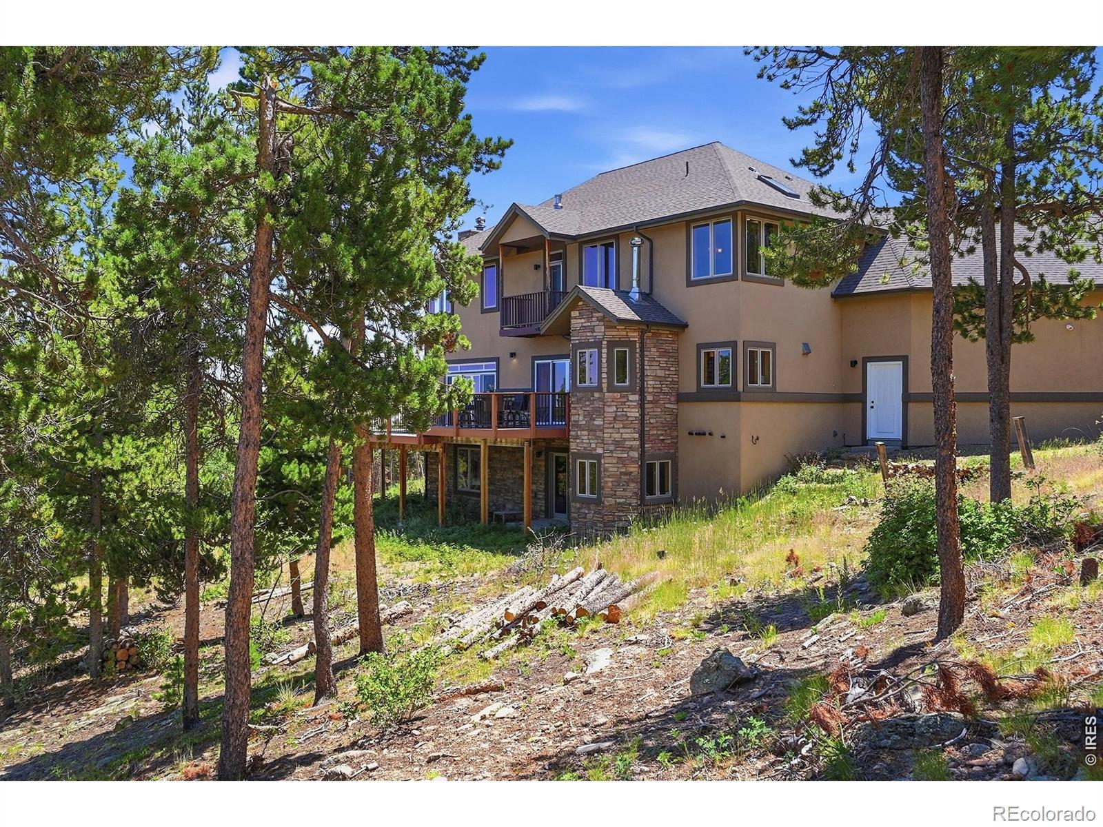 800 Divide View Drive