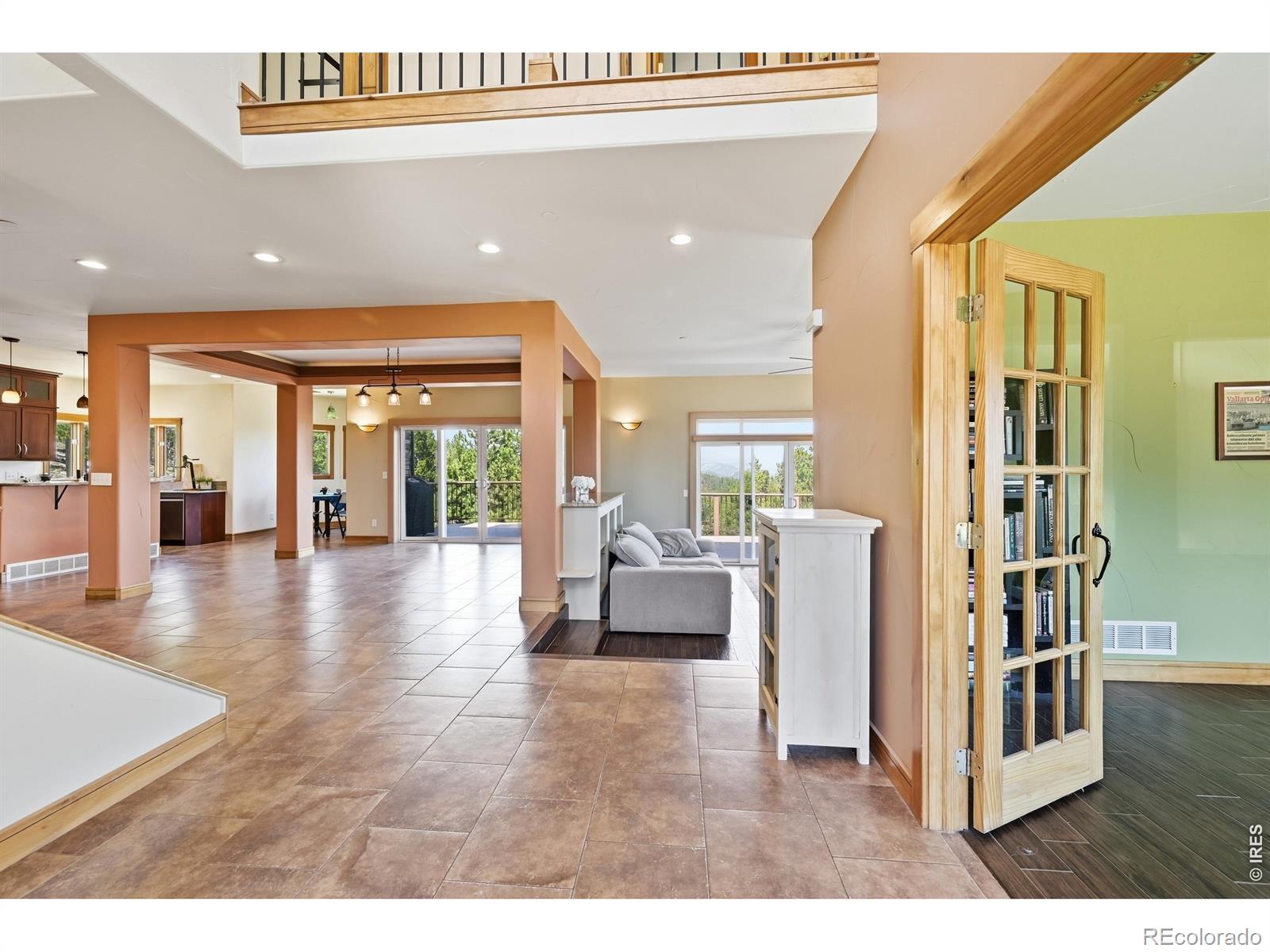 800 Divide View Drive